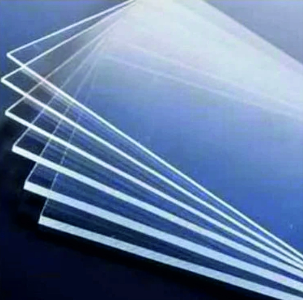 METACRILATO COLADA  4mm INCOLORO 3050 x 2030 mm. Und.