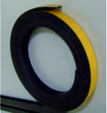 PVC MAGNETICO ADHESIVO 19.5X30000X1.5 MM.