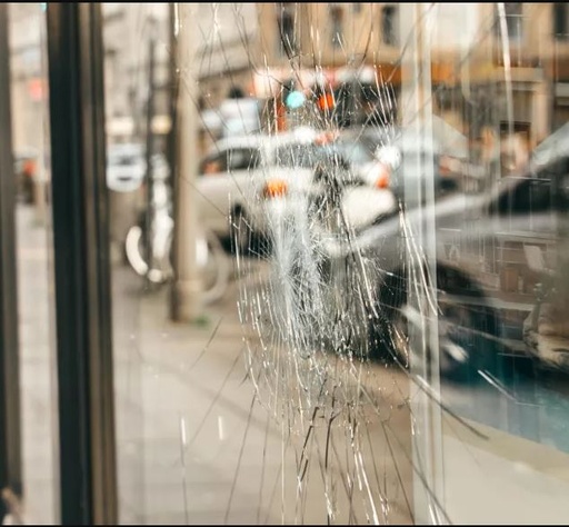 [167SAFE4C30/162] LAMINA DE SEGURIDAD CRISTALES INTERIOR SOLAR SCREEN SAFE 4C 1.62X30.5 MTS. rollo completo.